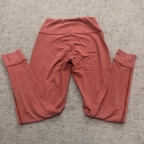 Pink Aerie leggings - Picture 2 of 3